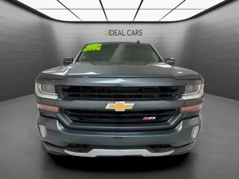 Gray 2018 Chevrolet Silverado 1500 4WD LT for sale in Mesa, AZ