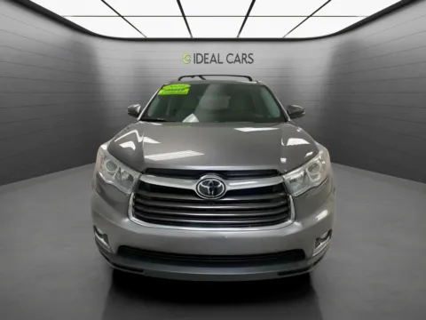 Photos of 2016 Toyota Highlander Limited Platinum for sale in Mesa, AZ at Ideal Cars - at Crismon Rd.