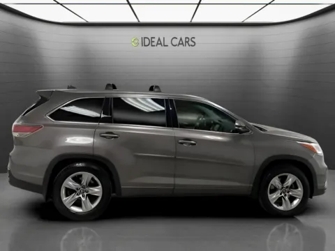 Another view of 2016 Toyota Highlander Limited Platinum for sale in Mesa, AZ at Ideal Cars - at Crismon Rd.