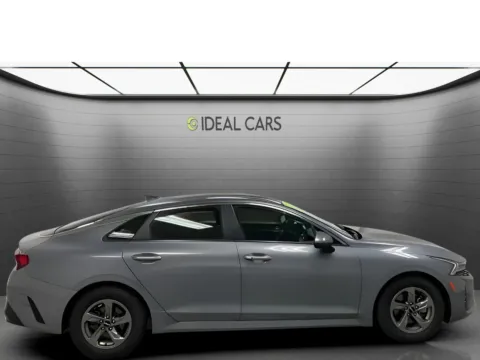 More photos of 2022 Kia K5 LXS at Ideal Cars - at Crismon Rd., AZ