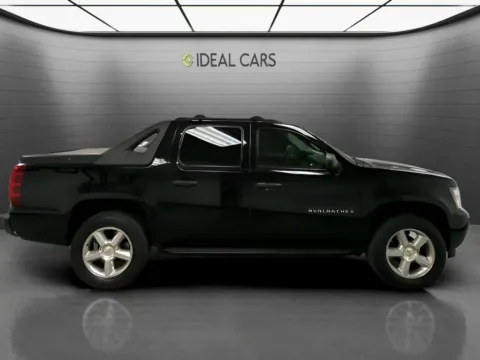 Another view of 2007 Chevrolet Avalanche LS for sale in Mesa, AZ at Ideal Cars - at Crismon Rd.