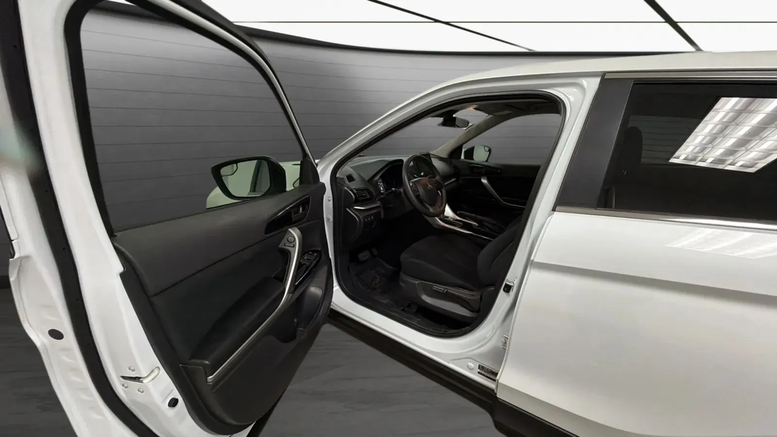 2024 Mitsubishi Eclipse Cross LE - Photo 21