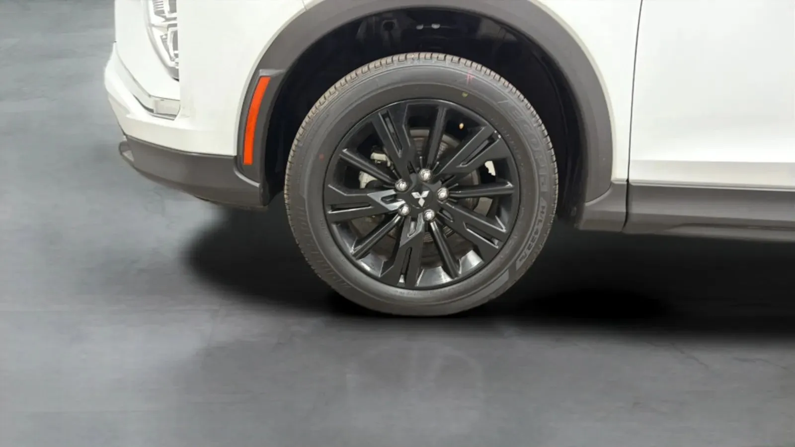 2024 Mitsubishi Eclipse Cross LE - Photo 26