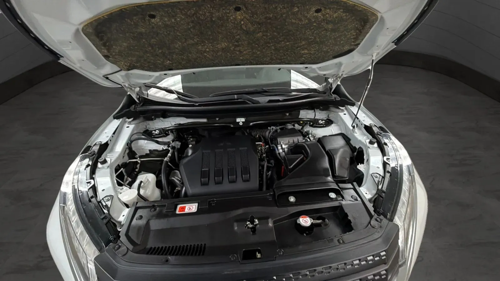 2024 Mitsubishi Eclipse Cross LE - Photo 23