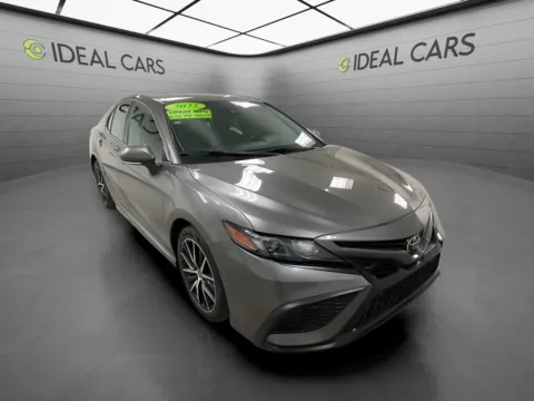 Another view of 2022 Toyota Camry SE Auto for sale in Mesa, AZ at Ideal Cars - at Crismon Rd.