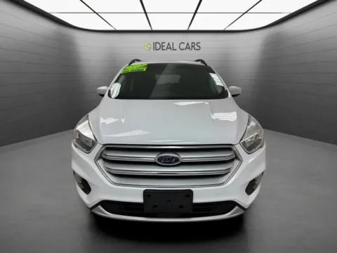Photos of 2018 Ford Escape 4d SUV FWD SE for sale in Mesa, AZ at Ideal Cars - at Crismon Rd.