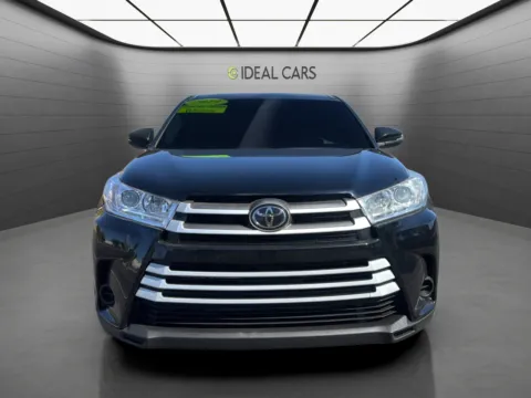 Photos of 2019 Toyota Highlander LE for sale in Mesa, AZ at Ideal Cars - at Crismon Rd.