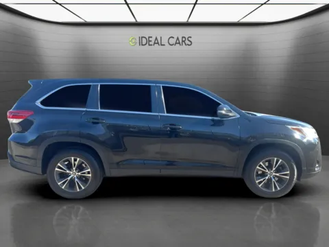 More photos of 2019 Toyota Highlander LE at Ideal Cars - at Crismon Rd., AZ