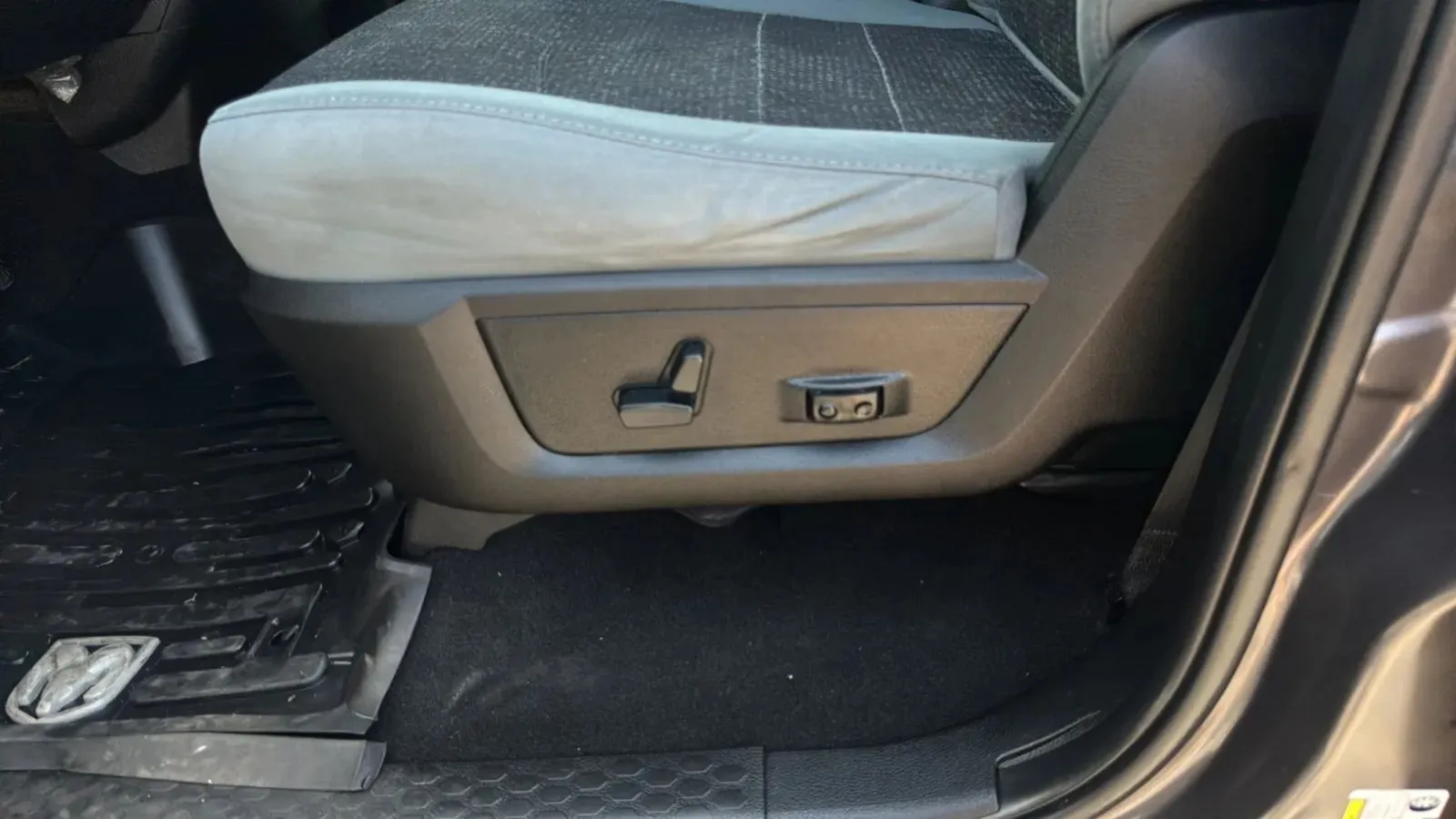 Ram 1500 photo 15