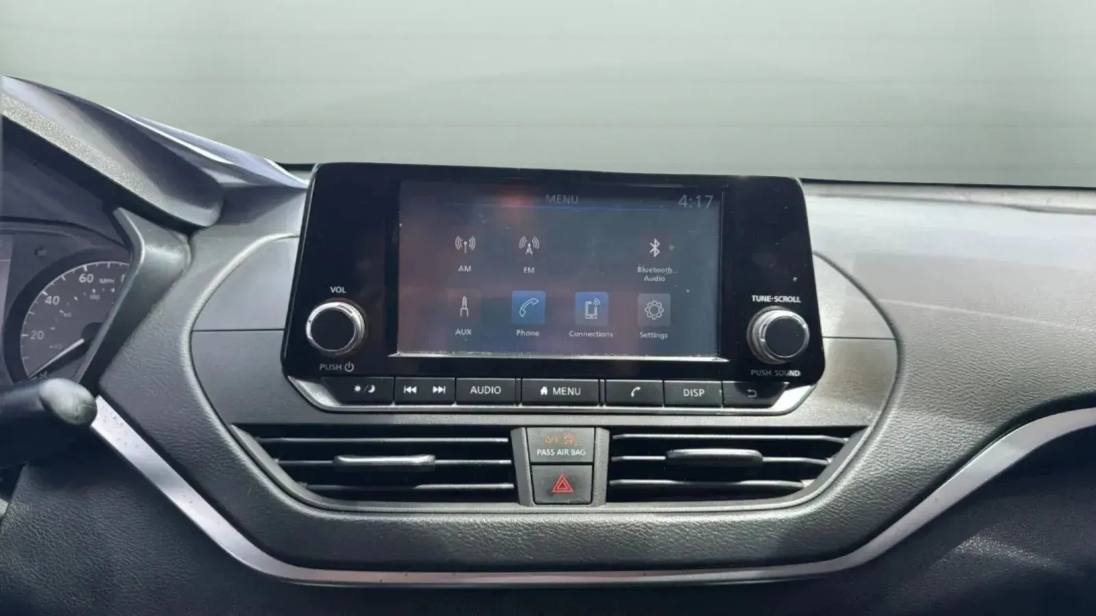Nissan Altima photo 25