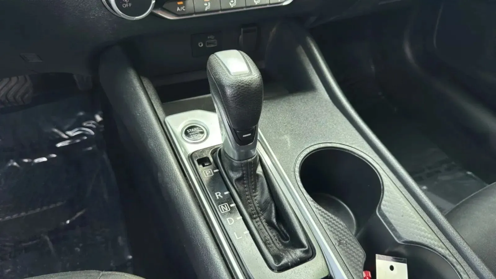 Nissan Altima photo 16