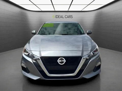 Photos of 2022 Nissan Altima 2.5 S for sale in Mesa, AZ at Ideal Cars - at Crismon Rd.