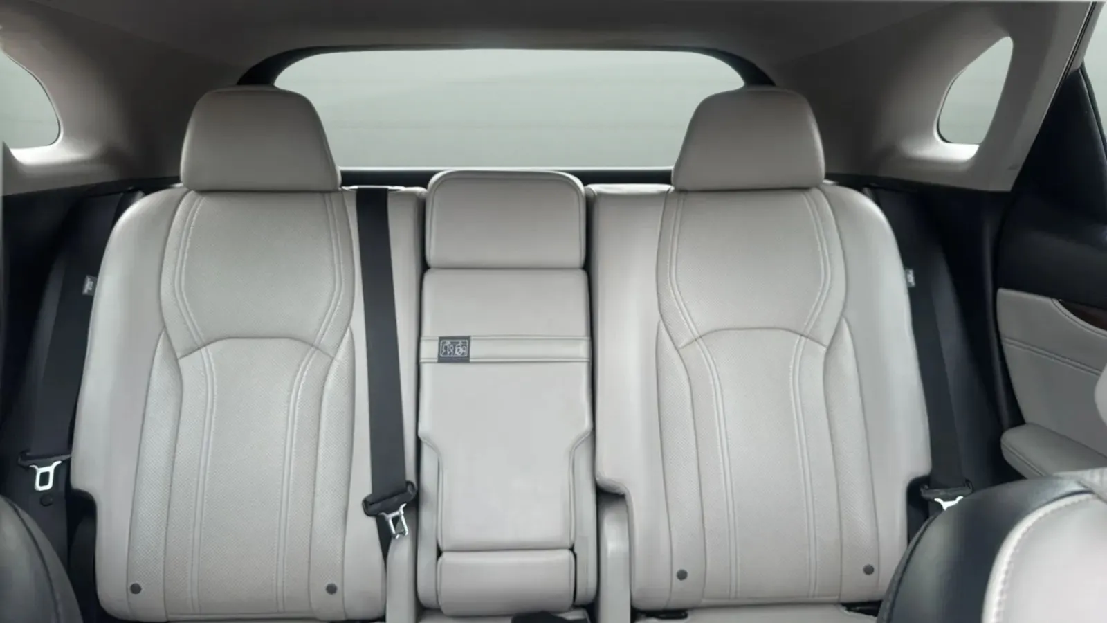 Lexus RX photo 20