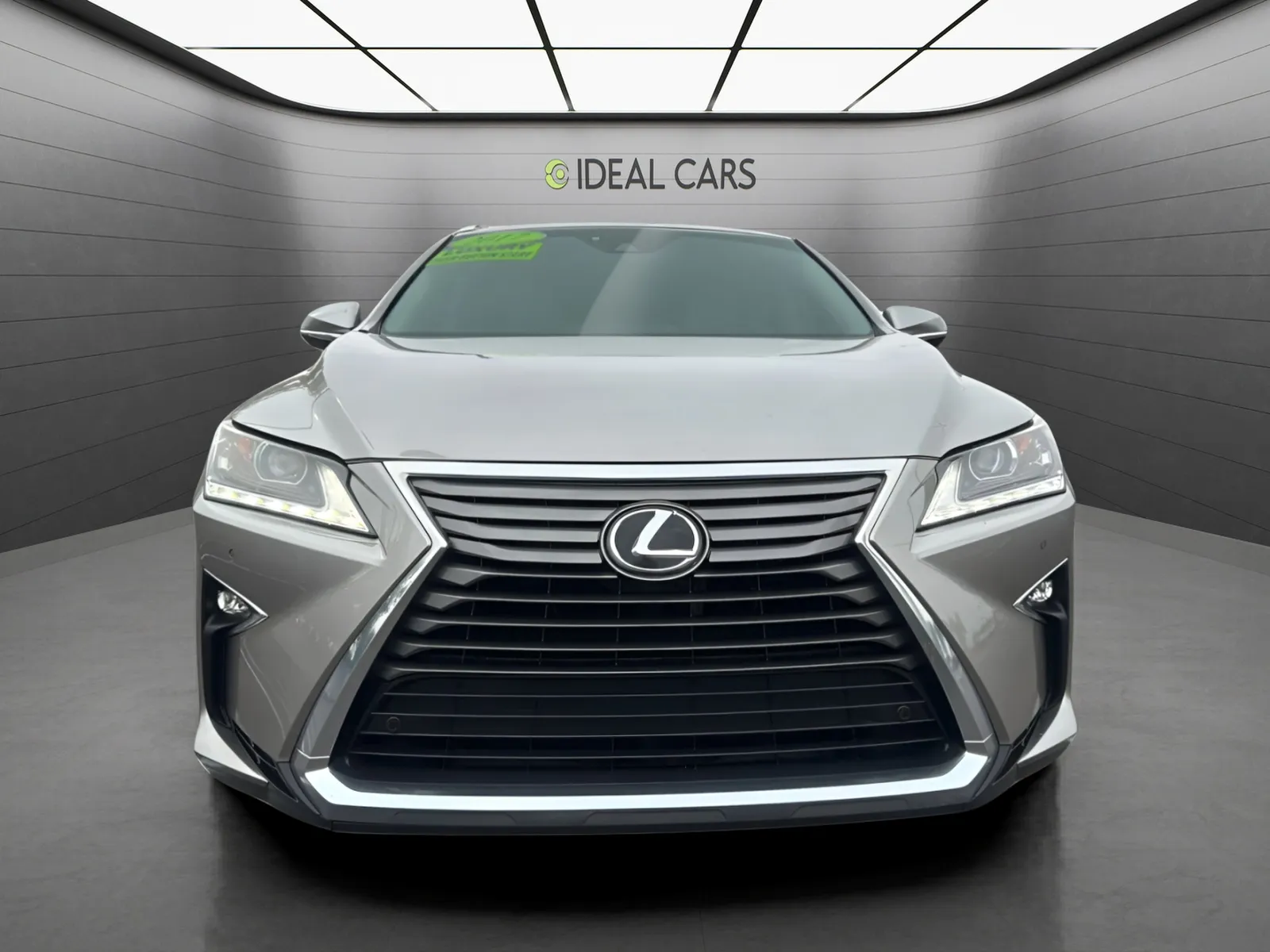 Lexus RX photo 2
