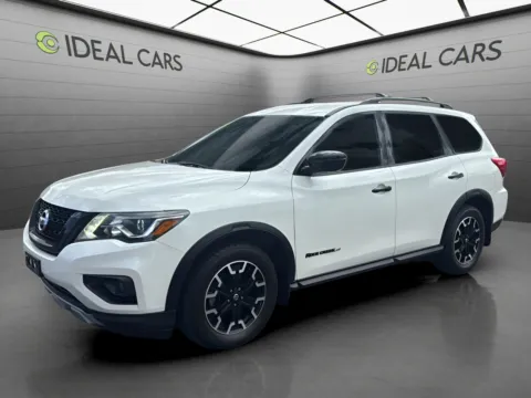 White 2019 Nissan Pathfinder SV for sale in Mesa, AZ