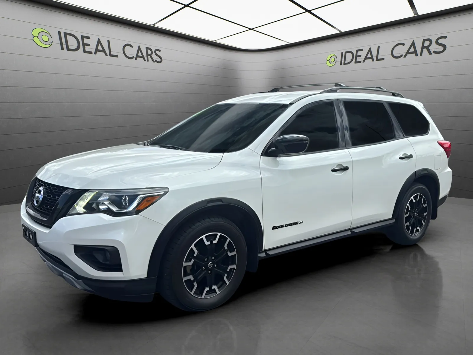 White 2019 Nissan Pathfinder SV for sale in Mesa, AZ