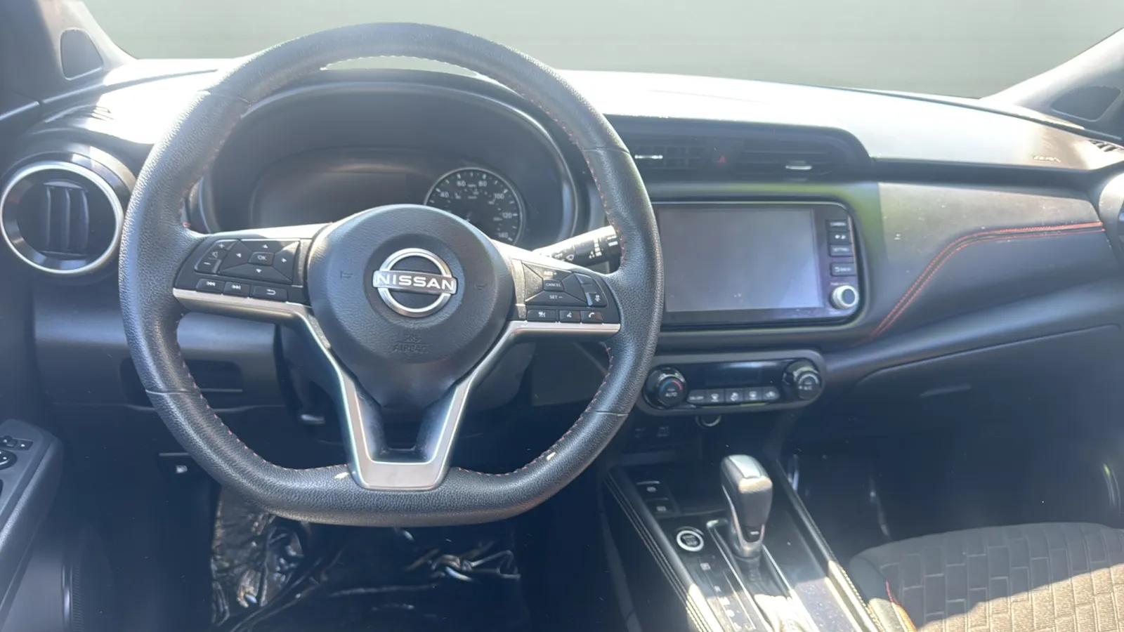 2024 Nissan Kicks SR - Photo 11