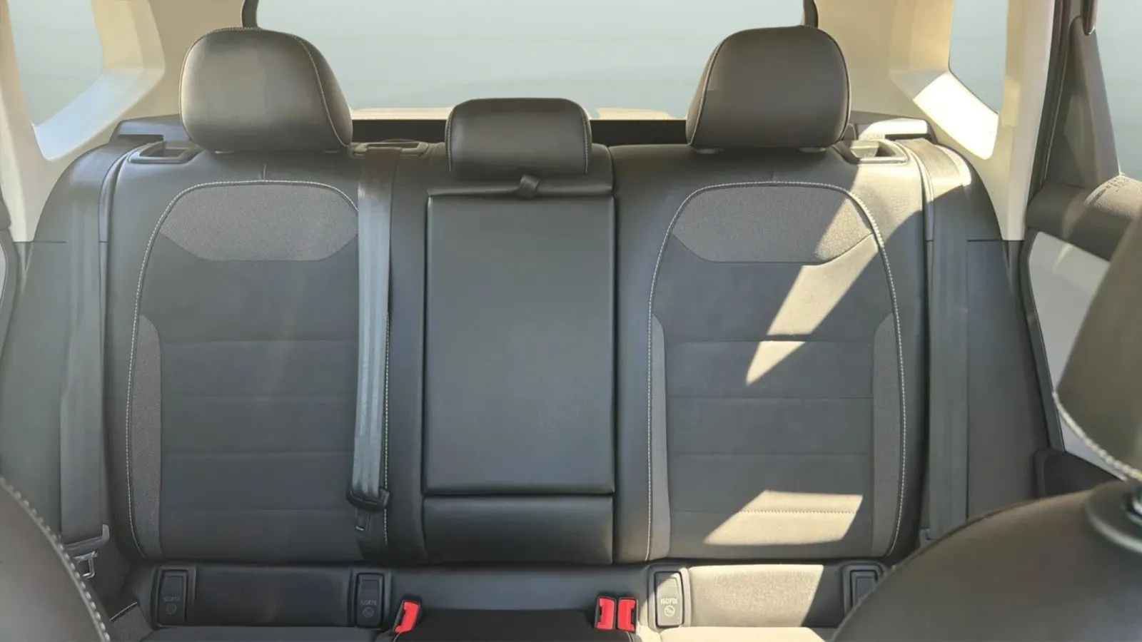 Volkswagen Taos photo 22