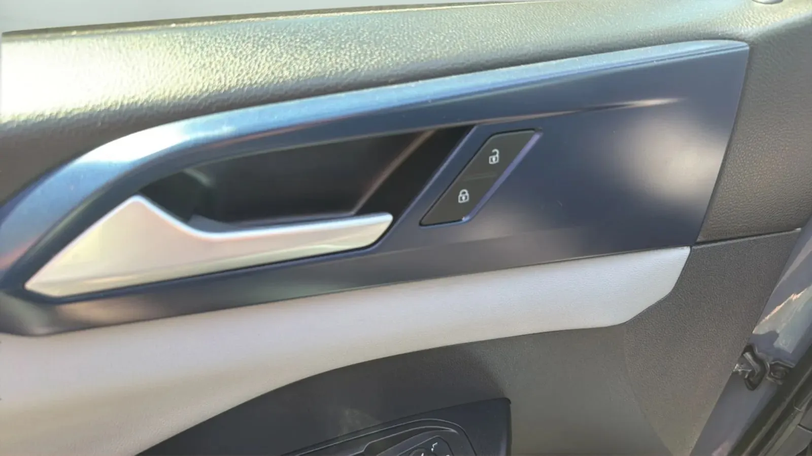 Volkswagen Taos photo 20