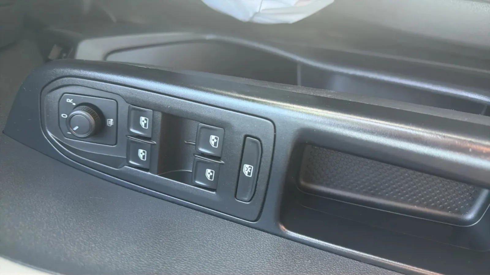 Volkswagen Taos photo 18