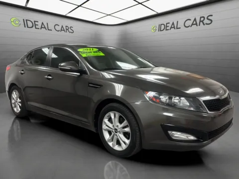 Another view of 2011 Kia Optima EX for sale in Mesa, AZ at Ideal Cars - at Crismon Rd.