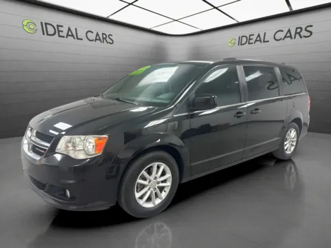 Silver 2019 Dodge Grand Caravan SXT for sale in Mesa, AZ