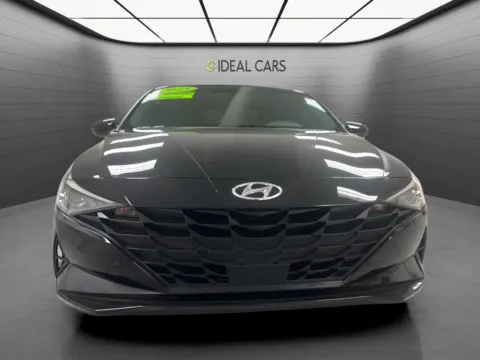 Photos of 2023 Hyundai ELANTRA SEL for sale in Mesa, AZ at Ideal Cars - at Crismon Rd.