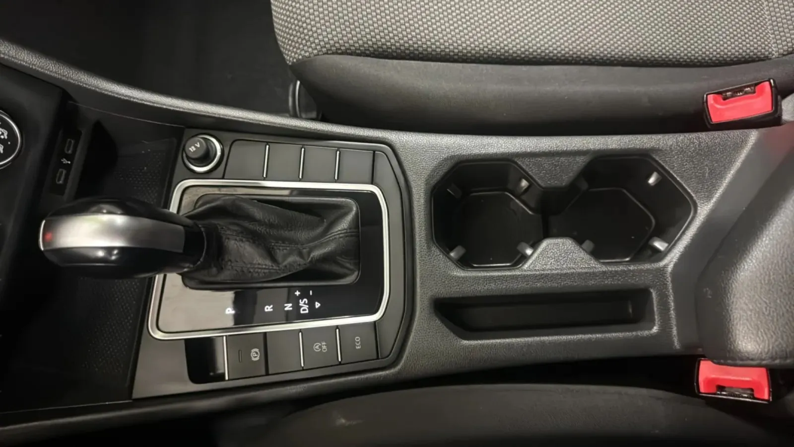 Volkswagen Jetta photo 30