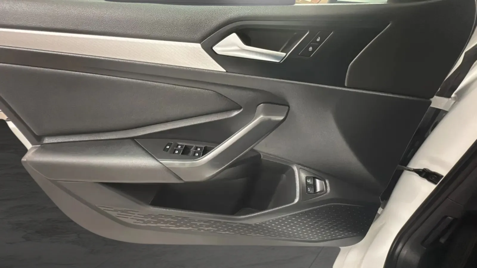 Volkswagen Jetta photo 34