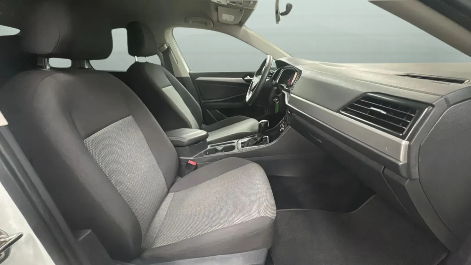 Volkswagen Jetta photo 37
