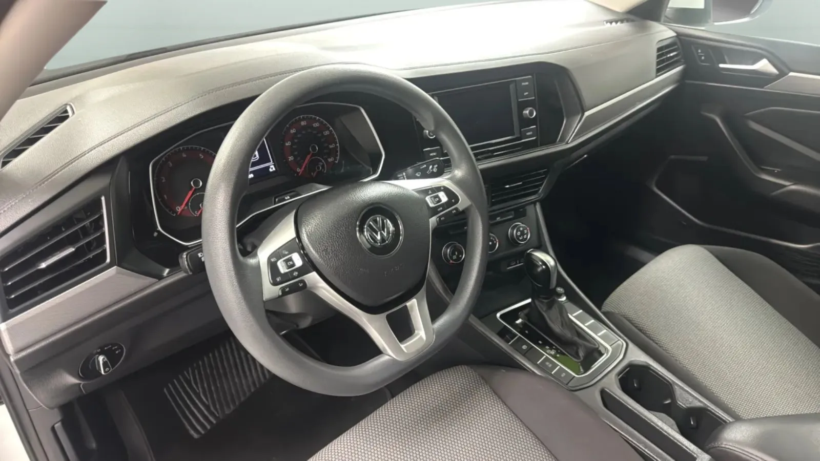 Volkswagen Jetta photo 29