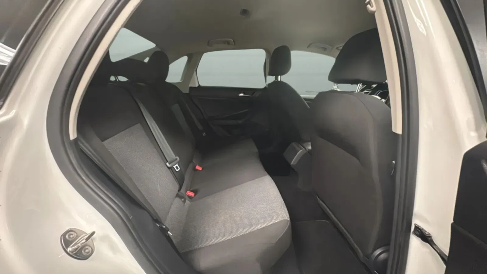 Volkswagen Jetta photo 17