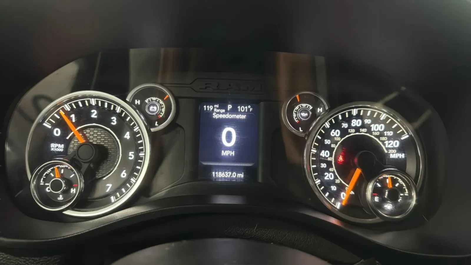 Ram 1500 photo 11