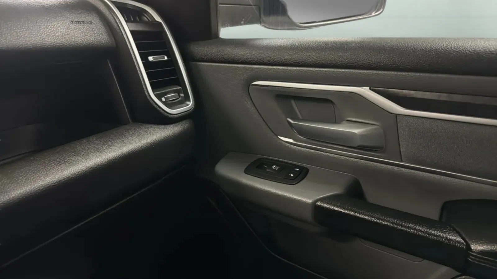 Ram 1500 photo 17