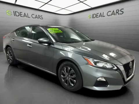 Another view of 2021 Nissan Altima 2.5 S for sale in Mesa, AZ at Ideal Cars - at Crismon Rd.