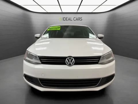 Photos of 2013 Volkswagen Jetta SE PZEV for sale in Mesa, AZ at Ideal Cars - at Crismon Rd.