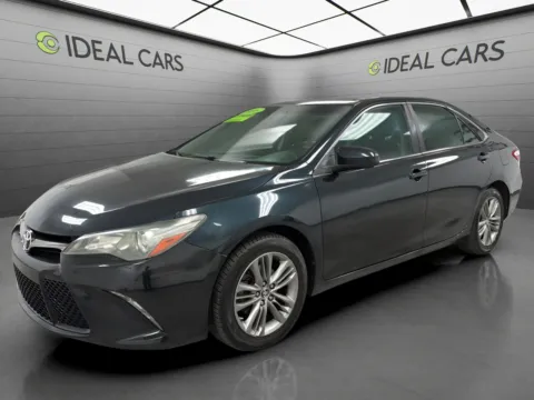 Black 2016 Toyota Camry SE for sale in Mesa, AZ