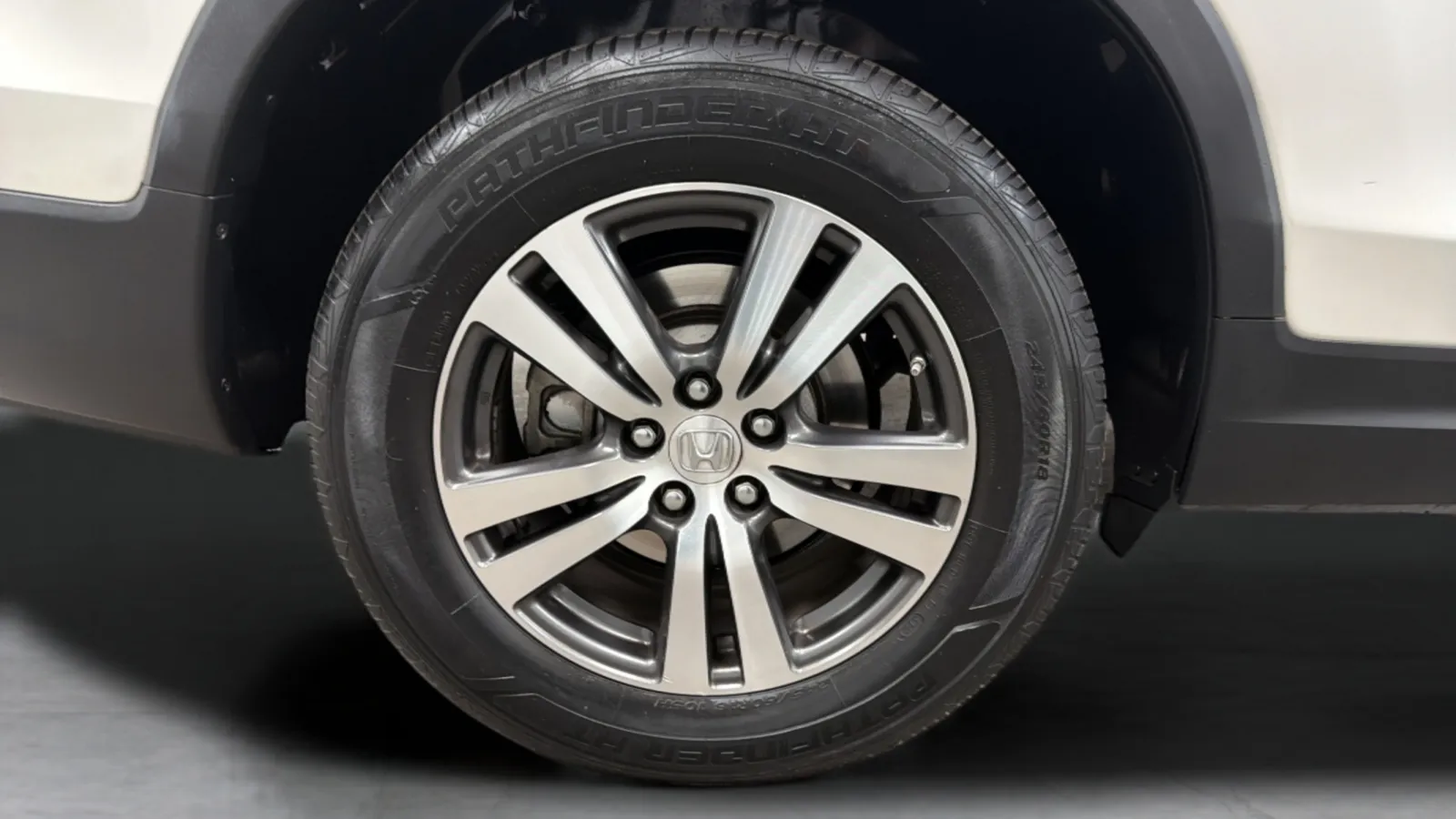 Honda Pilot photo 24