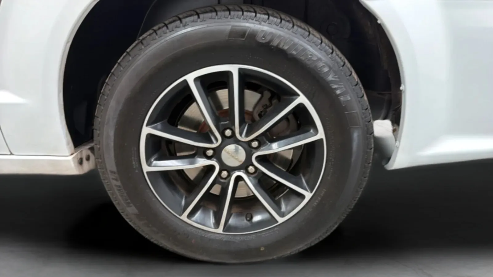 Dodge Grand Caravan photo 31