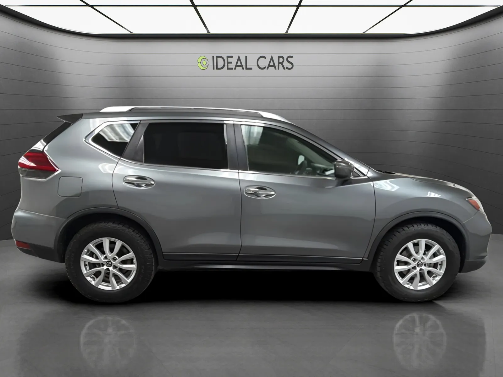 Nissan Rogue photo 4