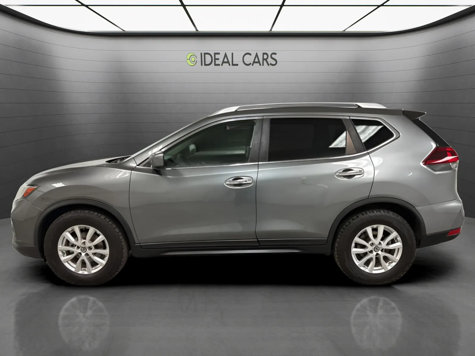 Nissan Rogue photo 8