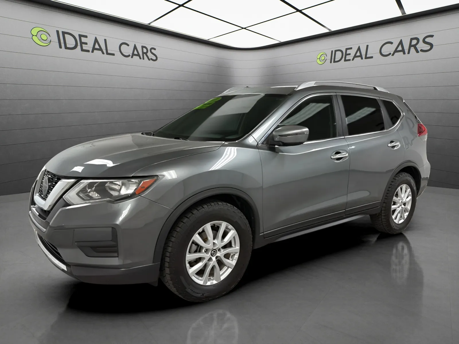 Gray 2018 Nissan Rogue SV for sale in Mesa, AZ