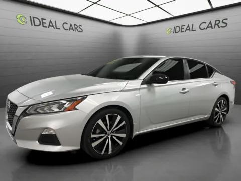 Silver 2022 Nissan Altima 2.5 SR for sale in Mesa, AZ