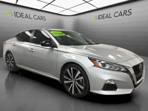 Another view of 2022 Nissan Altima 2.5 SR for sale in Mesa, AZ at Ideal Cars - at Crismon Rd.