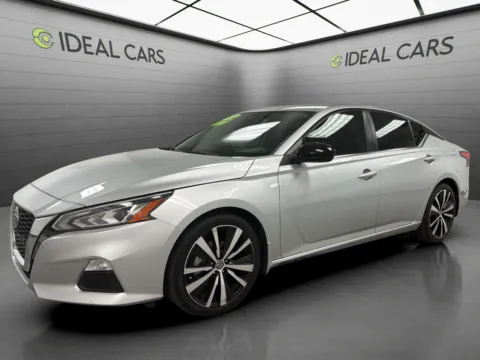 Silver 2022 Nissan Altima 2.5 SR for sale in Mesa, AZ