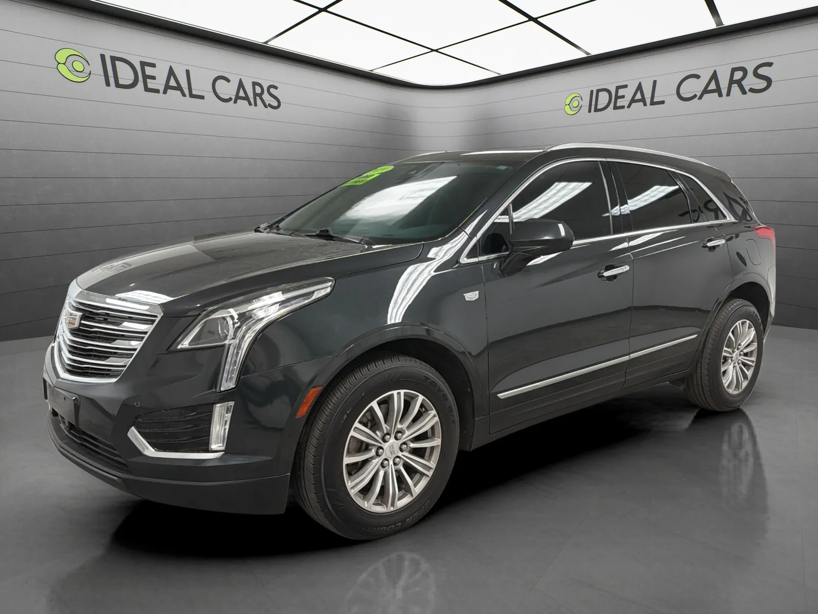 Black 2019 Cadillac XT5 Luxury for sale in Mesa, AZ
