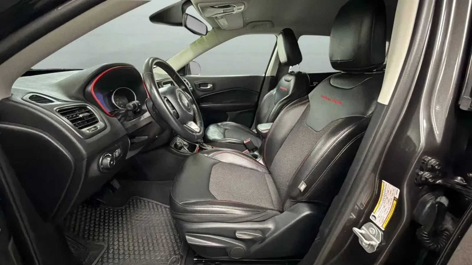 Jeep Compass photo 19