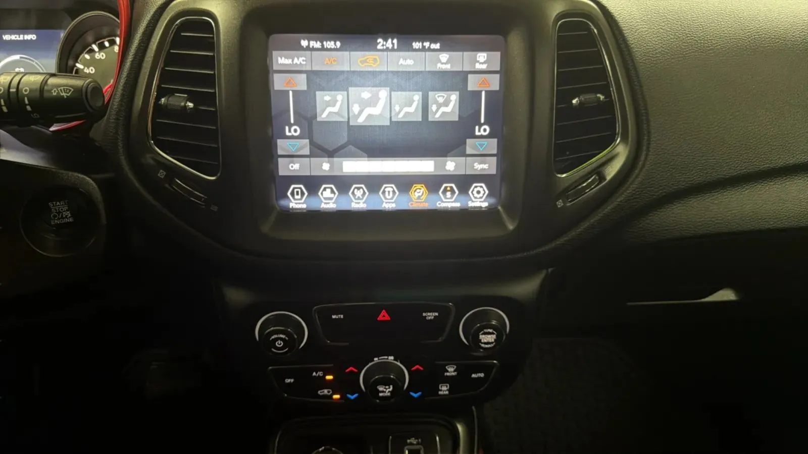 Jeep Compass photo 14