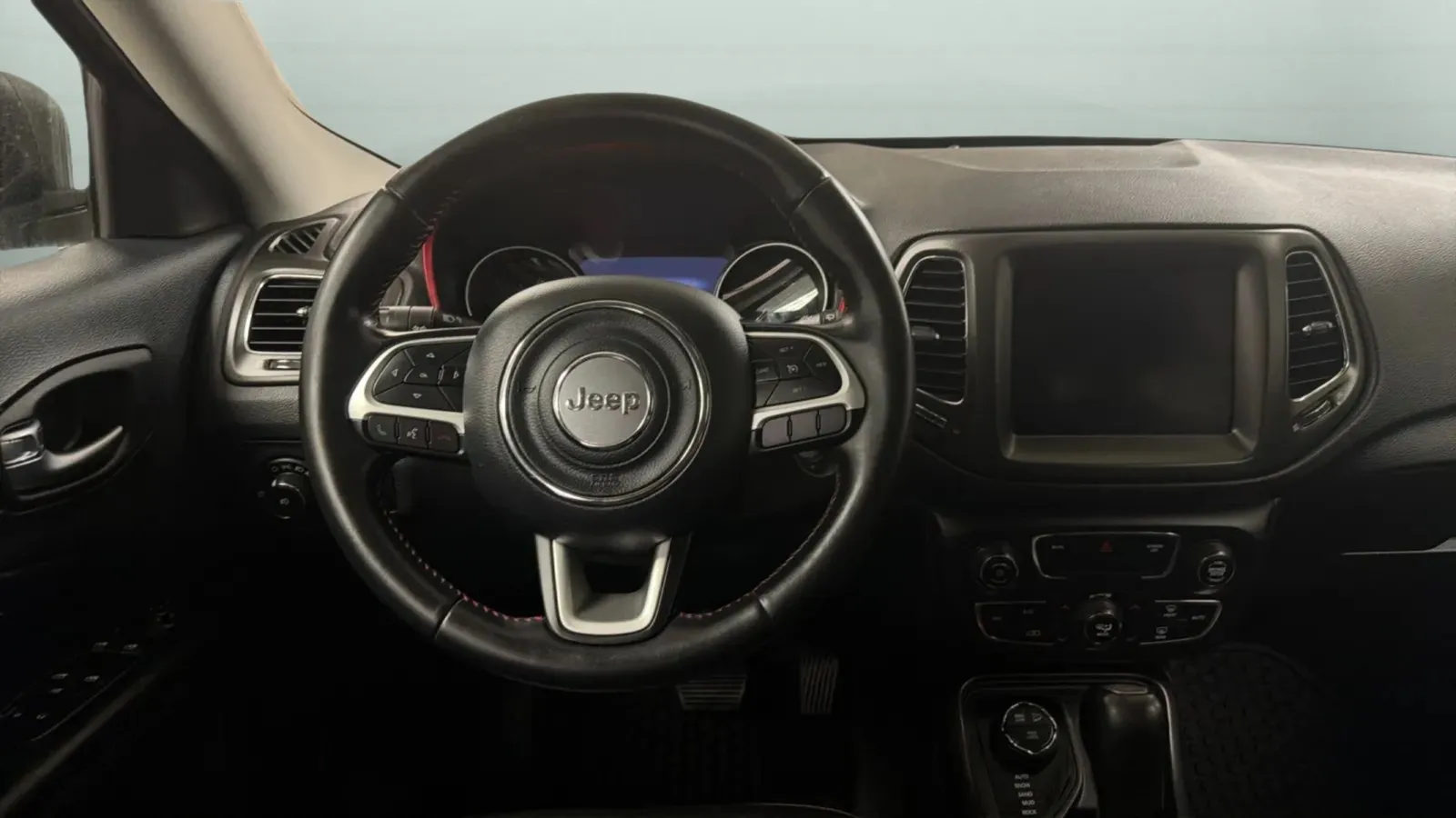 Jeep Compass photo 10