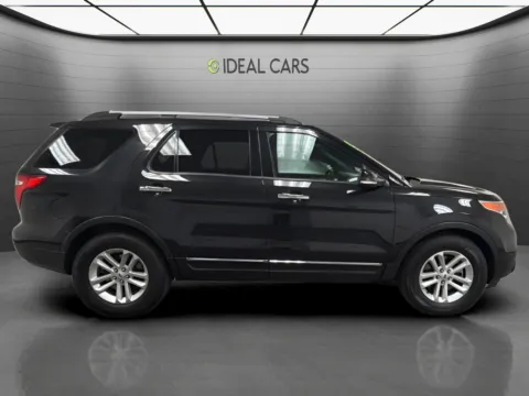More photos of 2015 Ford Explorer XLT at Ideal Cars - at Crismon Rd., AZ